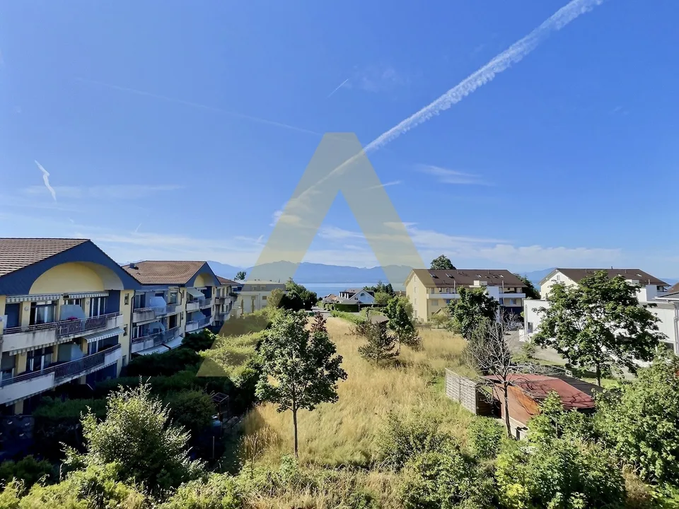 Grand duplex avec vue lac