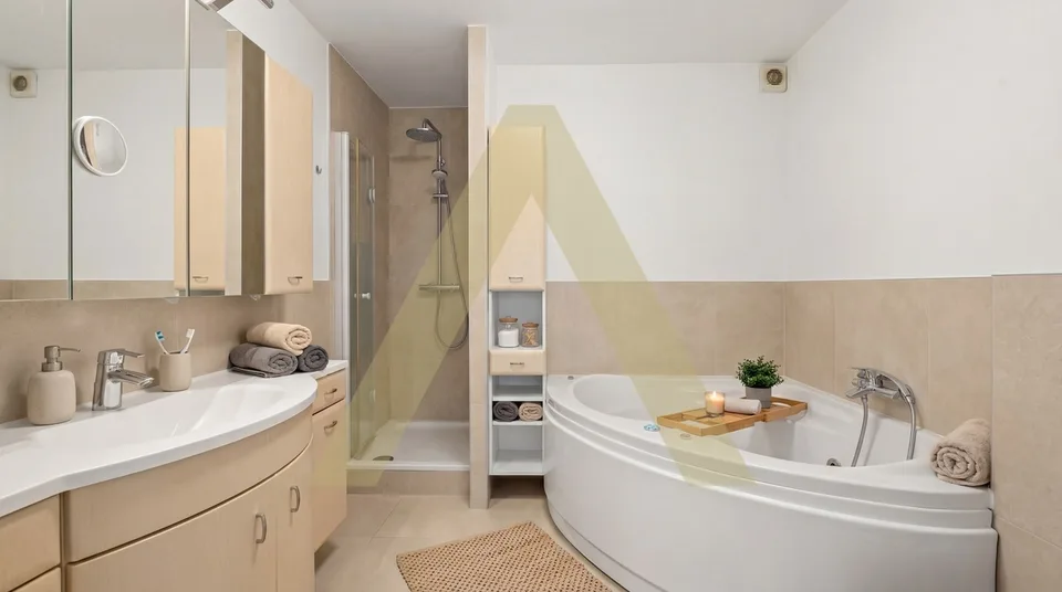 Grand duplex avec vue lac