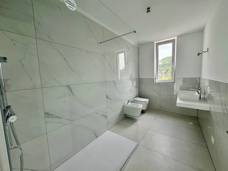 Appartement 4,5 Pièces Neuf à Vacallo