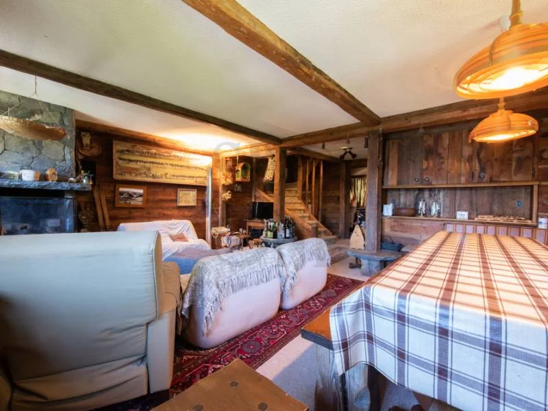 Typisches Chalet mit atemberaubendem Blick