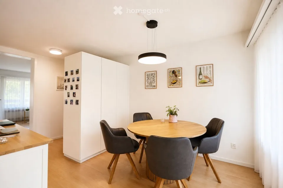 Appartement 4.5 pièces entretenu à Zürich Albisrieden