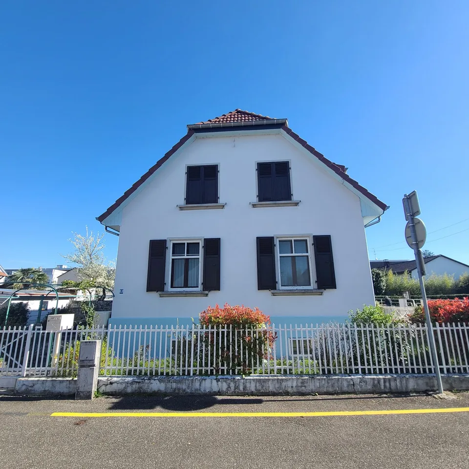 Quartier idéal, maison accolée 6 pièces de 108 m²