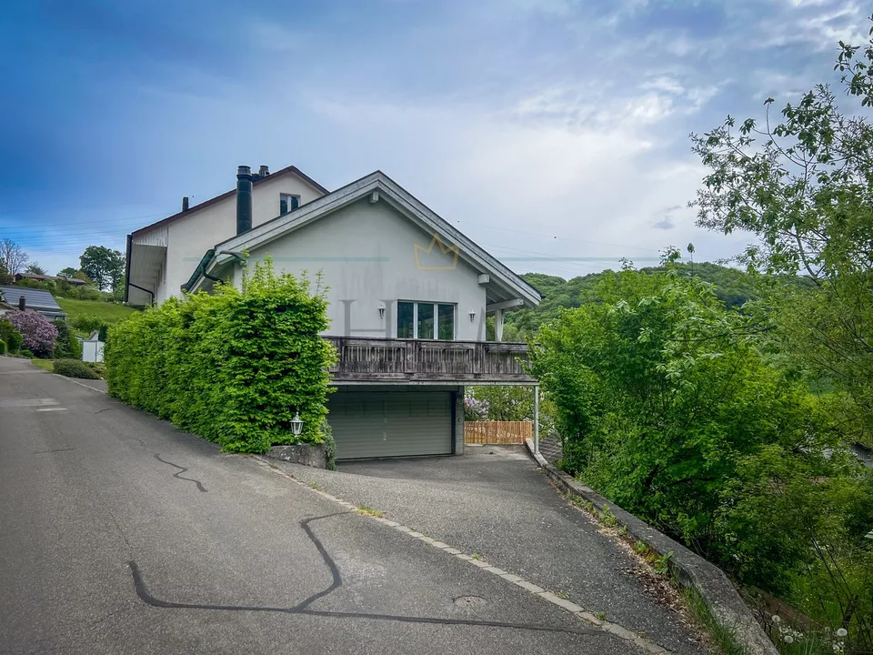 Apartment building with 4.93% return without rent adjustment