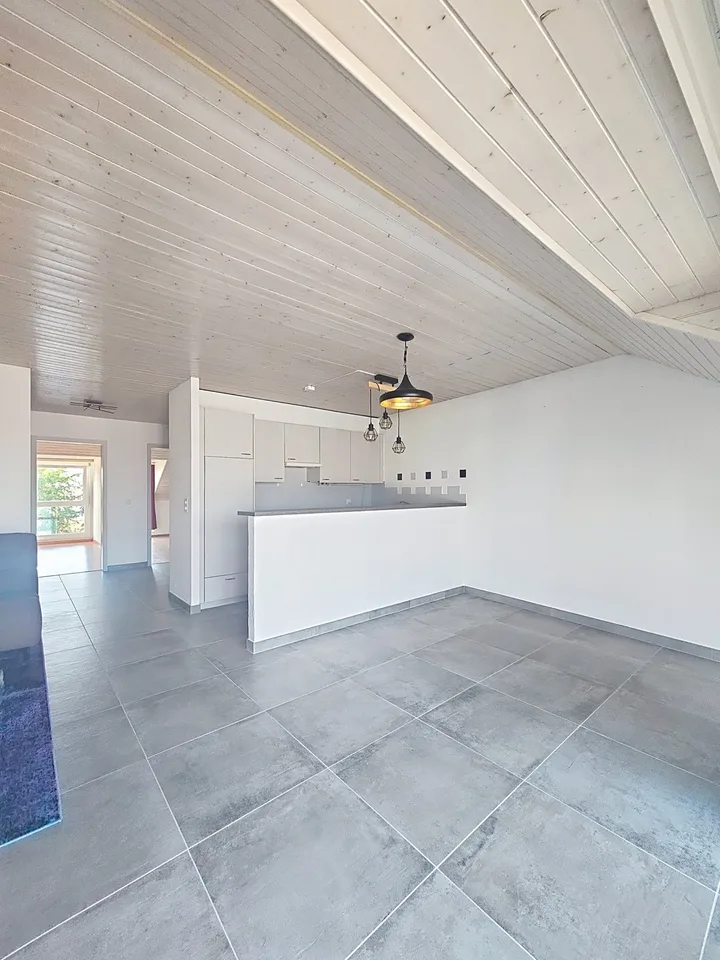 City center - Charming 3.5-room apartment on the top floor