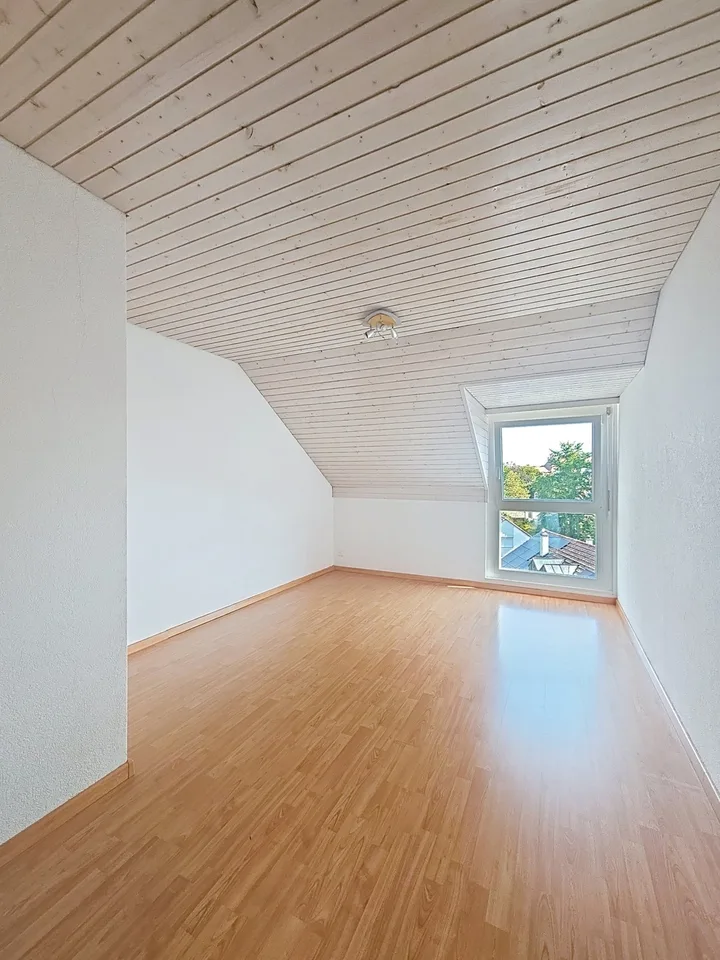 City center - Charming 3.5-room apartment on the top floor