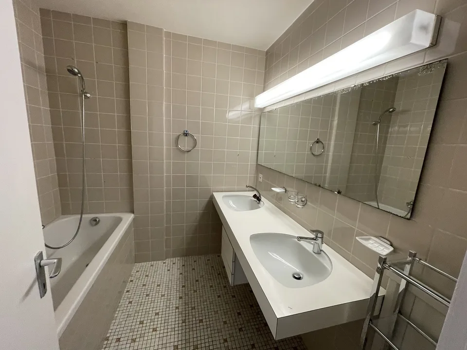 3.5-room apartment with balcony in the heart of Fribourg