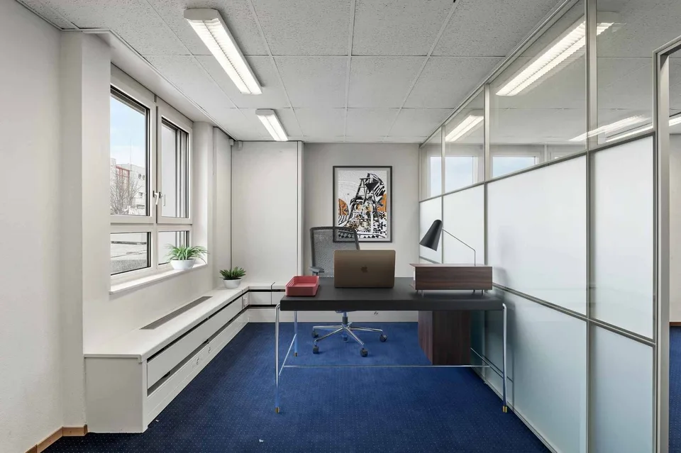 Bureaux de 114m2 lumineux à proximité de l'aéroport et de la Place des Nations