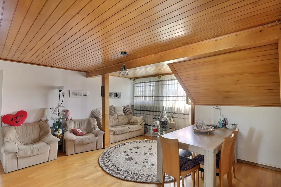 Wohnung 3,5 Zimmer im letzten Stock