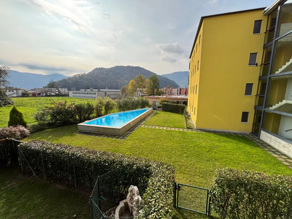 Moderno 1,5/2 locali ammobiliato con terrazzo e piscina