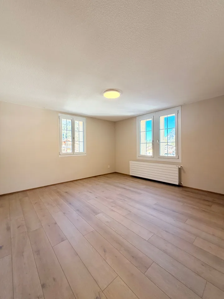 Charmante 3.5-Zimmer-Wohnung mit Balkon und herrlicher Aussicht in Kandersteg