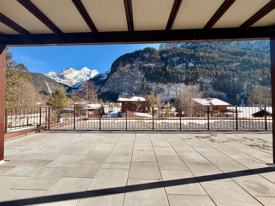 Charmante 3.5-Zimmer-Wohnung mit Balkon und herrlicher Aussicht in Kandersteg
