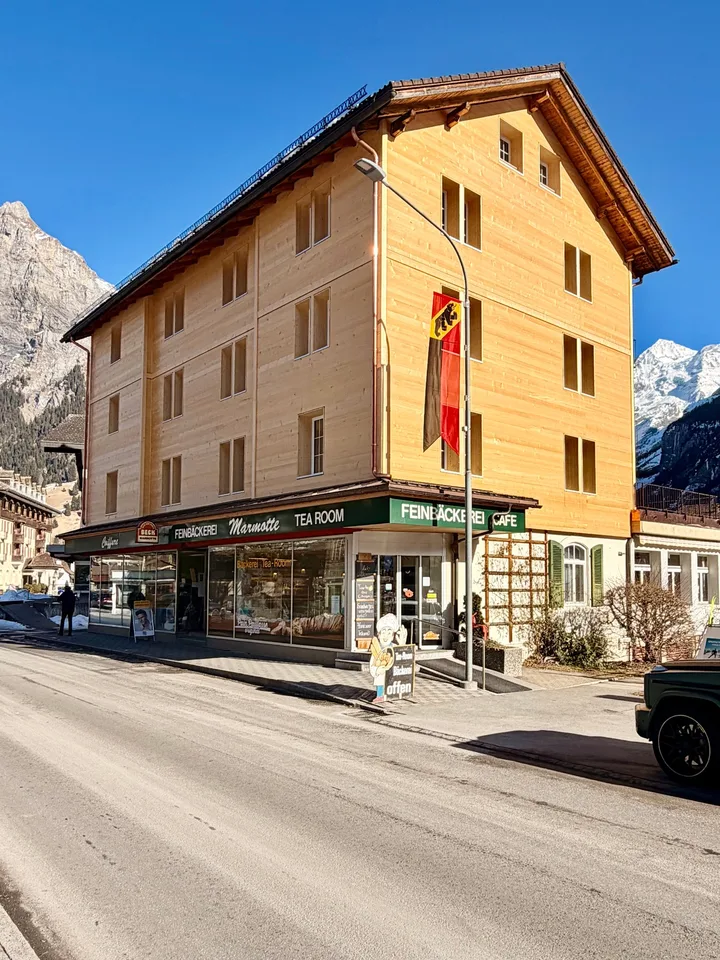 Charmante 3.5-Zimmer-Wohnung mit Balkon und herrlicher Aussicht in Kandersteg
