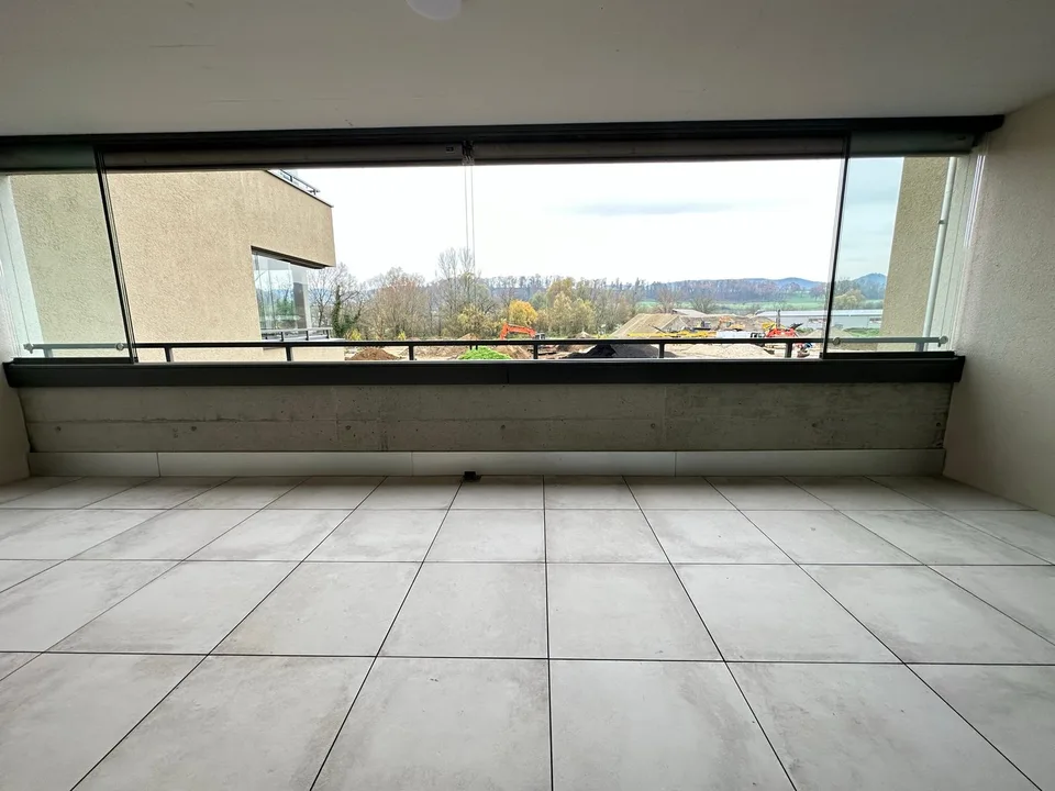 Vivere in modo moderno a Zwingen – Appartamento nuovo di 4.5 locali di alta qualità con balcone