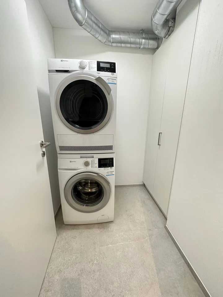 Vivere in modo moderno a Zwingen – Appartamento nuovo di 4.5 locali di alta qualità con balcone