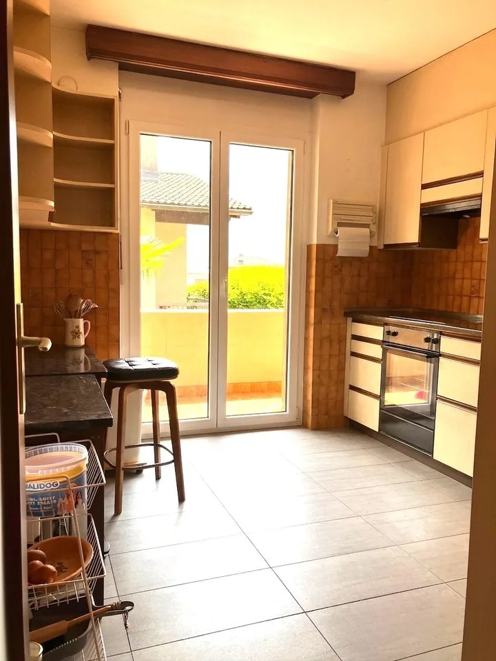 Detached single-family house with 6.5 rooms and garden in Biasca