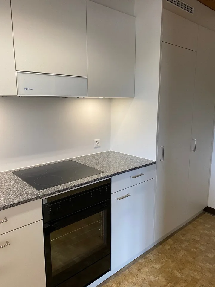 Casa con 8 unità in vendita a Fahrwangen