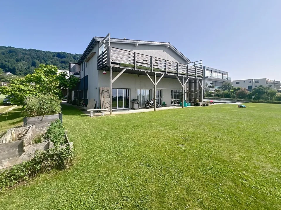 Envie d'un appartement avec jardin et vue sur le lac ?