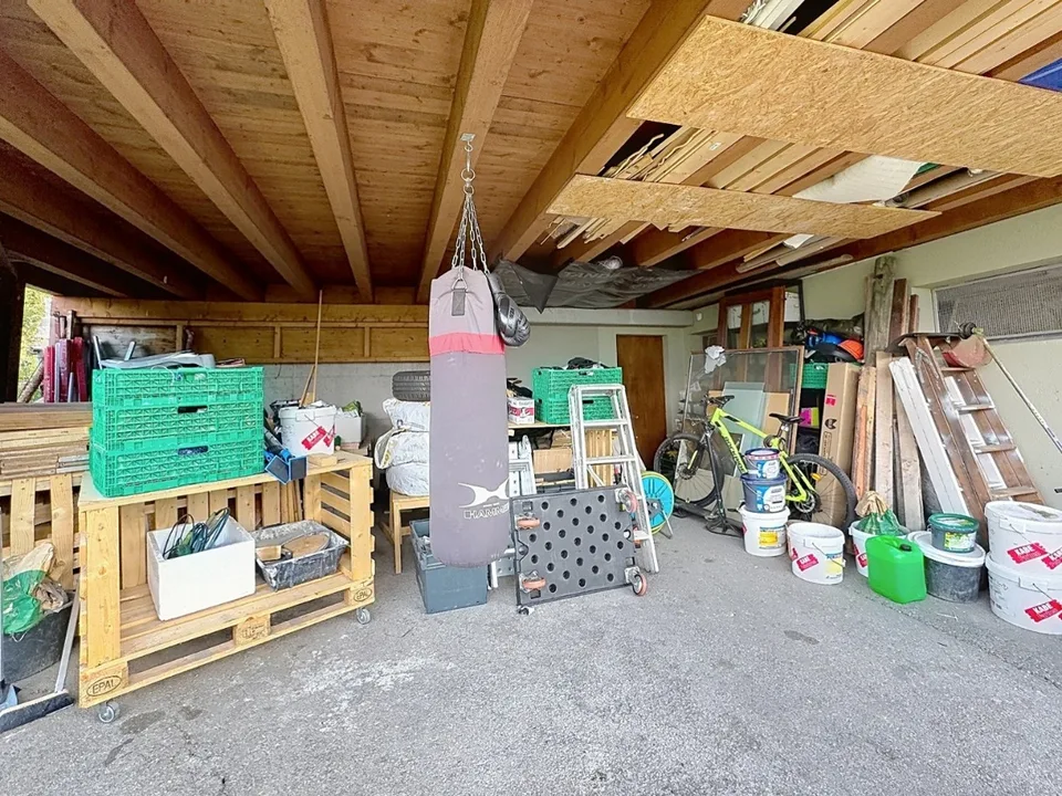 Sion, Villa mit 5.5 Zimmern von 197m2 in den Höhen von Bramois, inmitten der Natur, Garage, überdacht