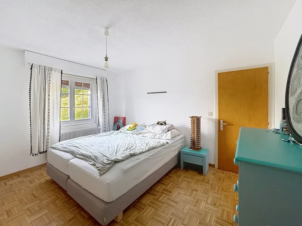 Sion, Villa mit 5.5 Zimmern von 197m2 in den Höhen von Bramois, inmitten der Natur, Garage, überdacht