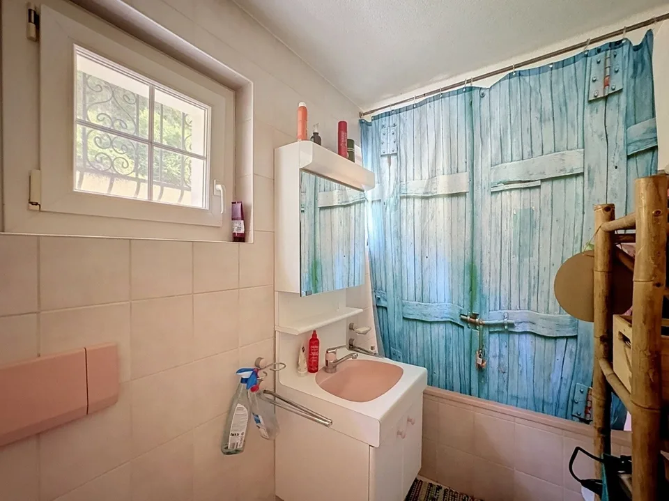 Sion, Villa mit 5.5 Zimmern von 197m2 in den Höhen von Bramois, inmitten der Natur, Garage, überdacht