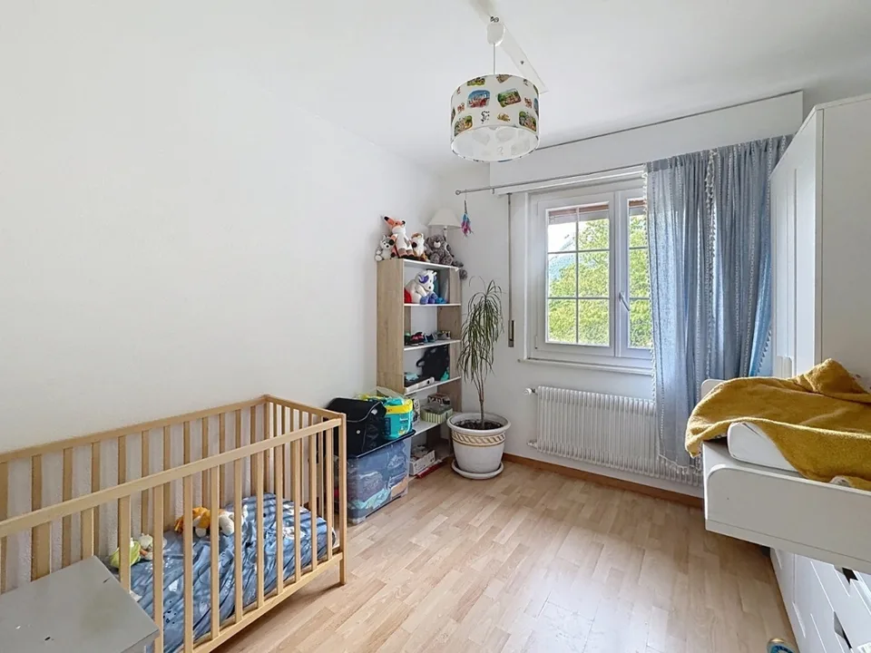 Sion, Villa mit 5.5 Zimmern von 197m2 in den Höhen von Bramois, inmitten der Natur, Garage, überdacht