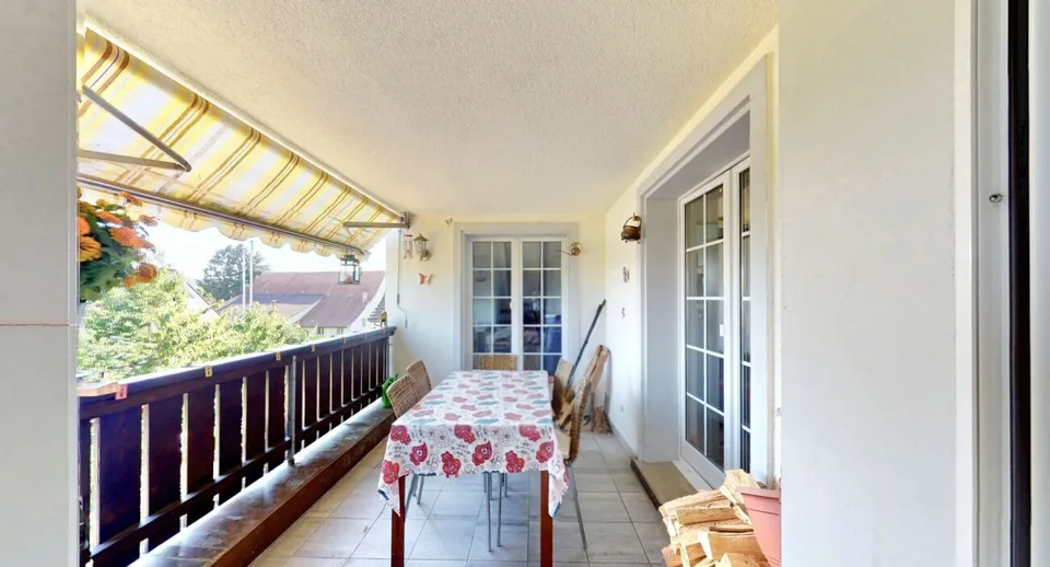 Lusso rinnovato! Maisonette esclusiva con giardino e vista panoramica