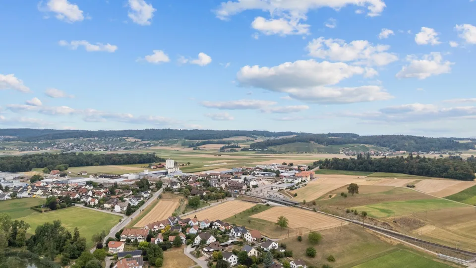 Ihr modernes Familienhaus mit Garten