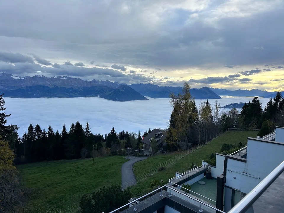 Appartement de rêve de 4,5 pièces à Rigi Kaltbad, fraîchement rénové – avec vue sur le lac, les montagnes et les Alpes