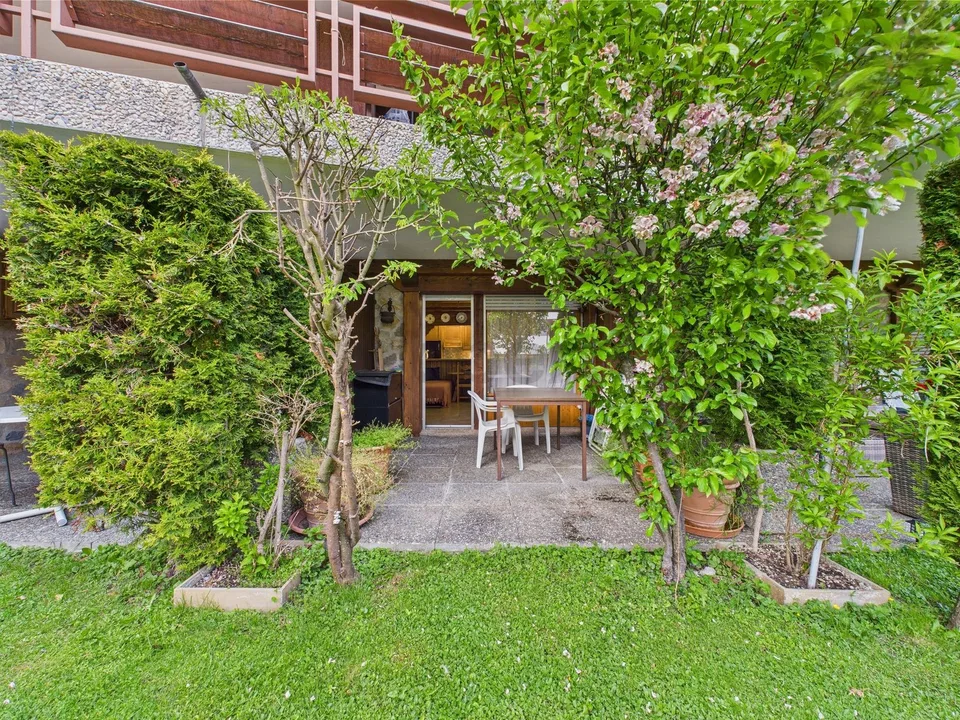 Charming studio with terrace and garden in Crans-Montana