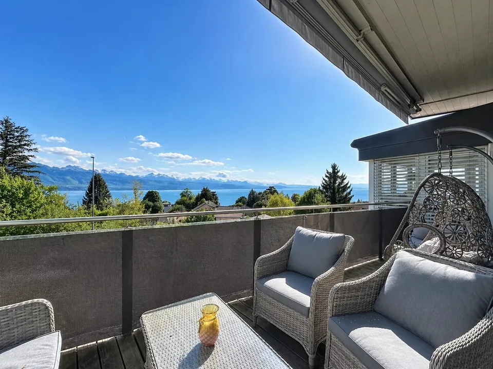 4,5-Zimmer-Wohnung mit Seeblick in Lutry