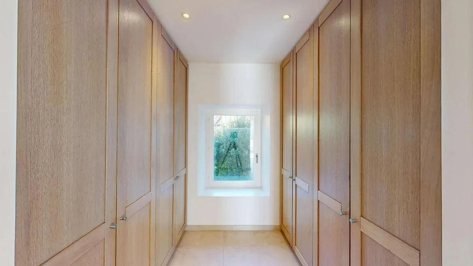 FOR RENT - Atypical Apartment - Surprising Volumes - Proximity to Léman Express
