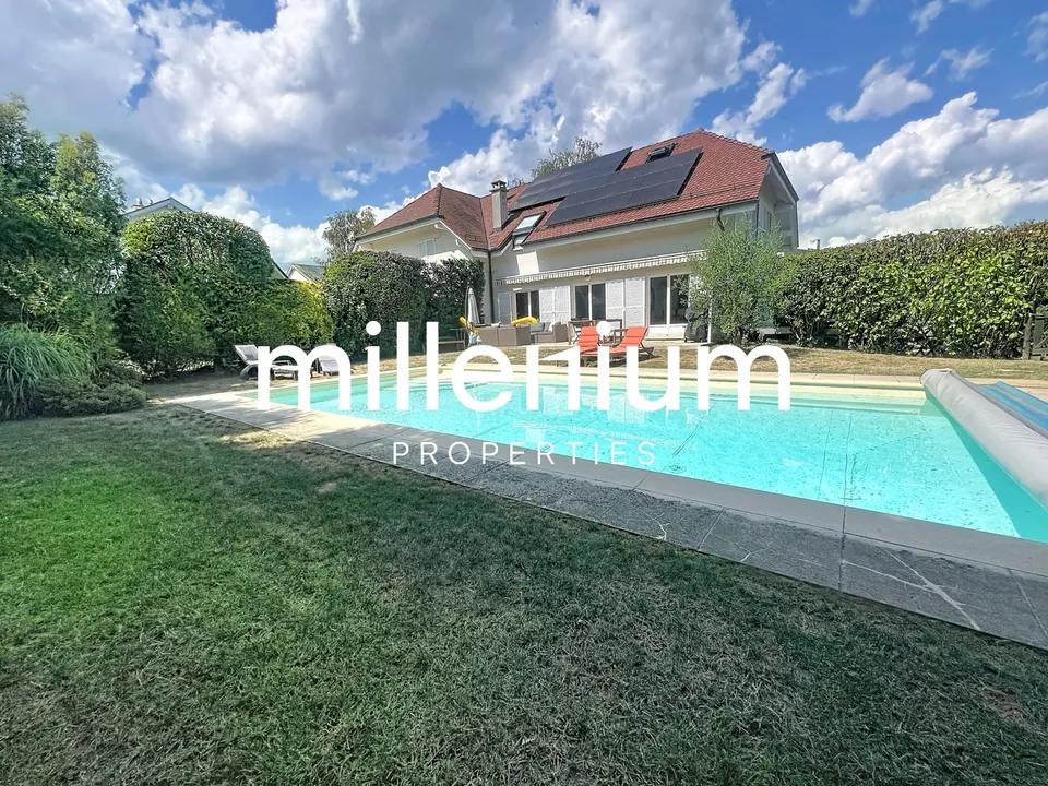 Magnifique maison jumelée à Bogis-Bossey de 170m2 jardin et piscine