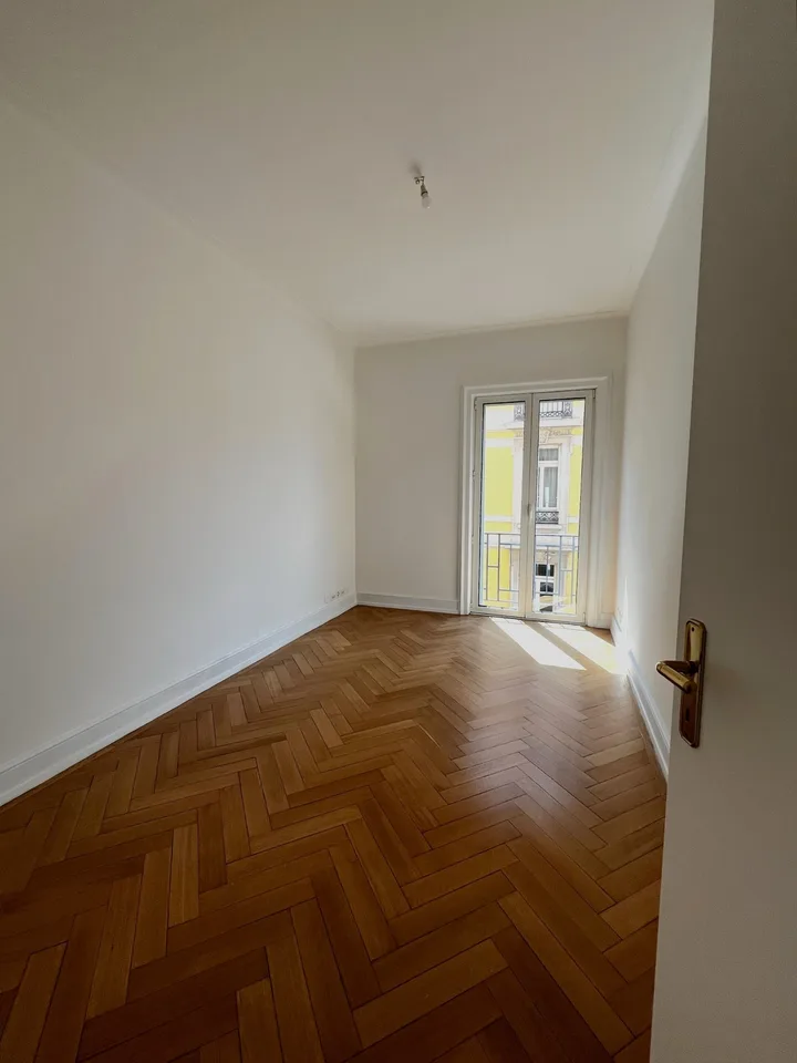 Büro mit Charme, gerade renoviert, im Palazzo Gargantini