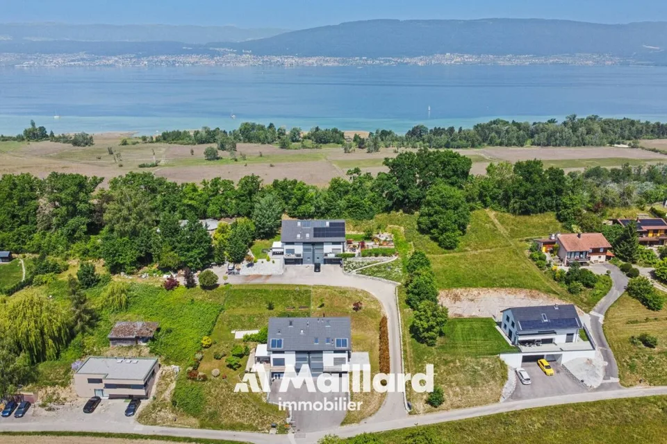 Bellissima villa a schiera di 5.5 locali vicino al lago