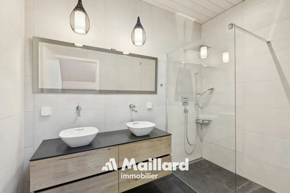 Bellissima villa a schiera di 5.5 locali vicino al lago