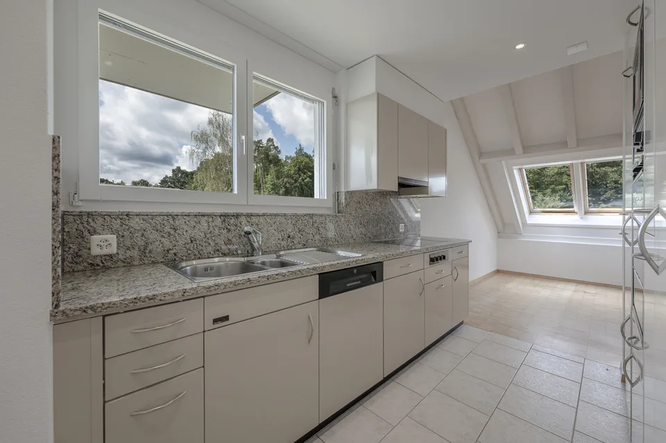 Your new home? 4.5-room attic maisonette apartment