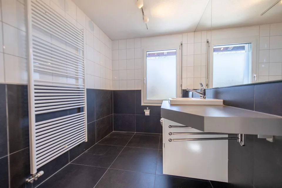 Arrivare e sentirsi a casa: casa semidetached di 6,5 locali in zona residenziale familiare