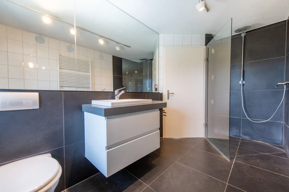 Arrivare e sentirsi a casa: casa semidetached di 6,5 locali in zona residenziale familiare