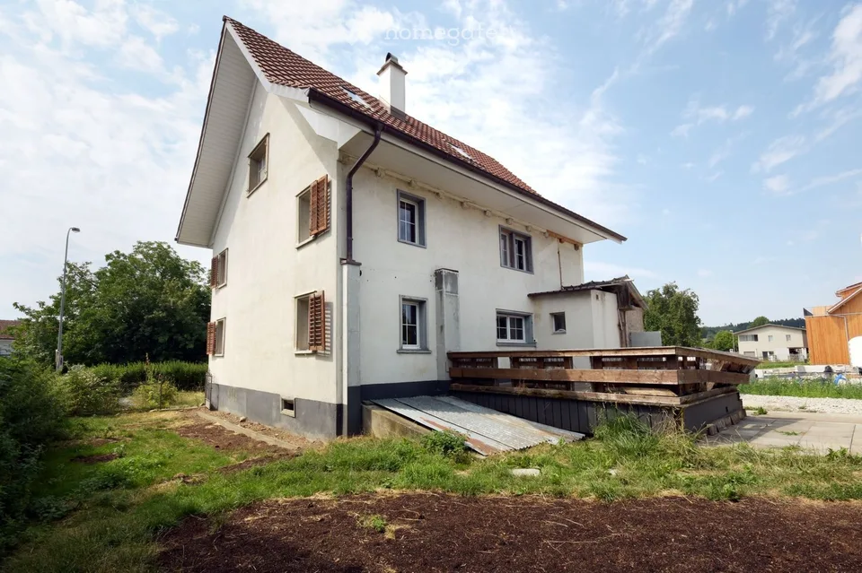 7.5-Zimmer-Bauernhaus mit bewilligtem Umbauprojekt und grossem Potenzial in Bänikon (TG) – Foto 4 von 15