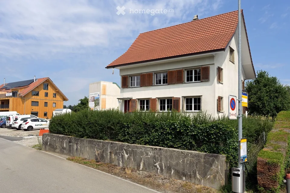 7.5-Zimmer-Bauernhaus mit bewilligtem Umbauprojekt und grossem Potenzial in Bänikon (TG) – Foto 2 von 15
