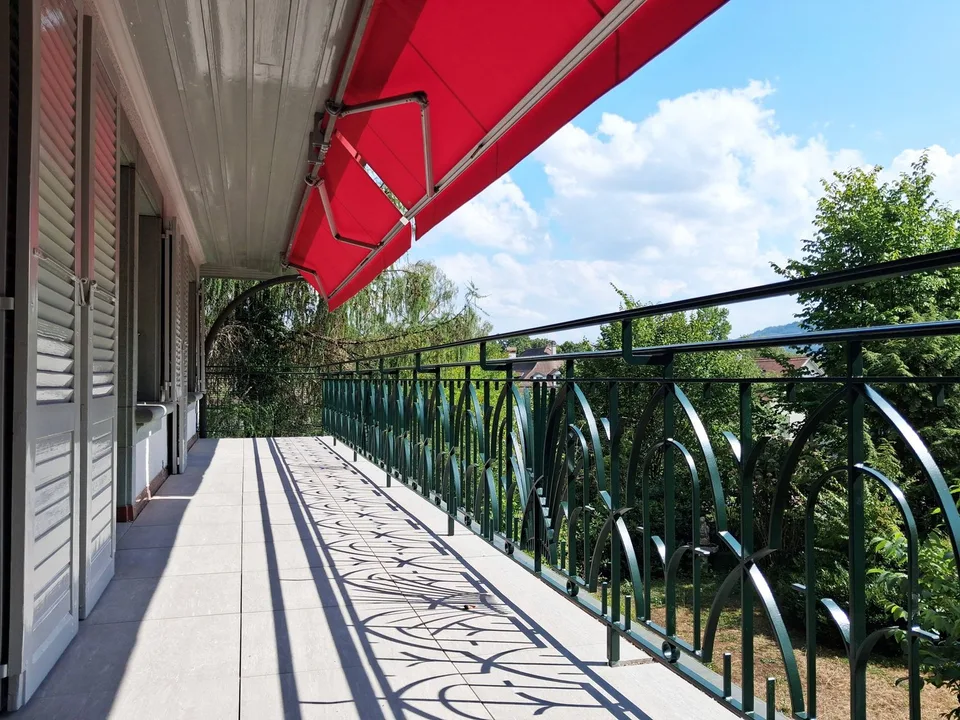5.5-Zimmer in herrschaftlichem Haus mit grossem Balkon