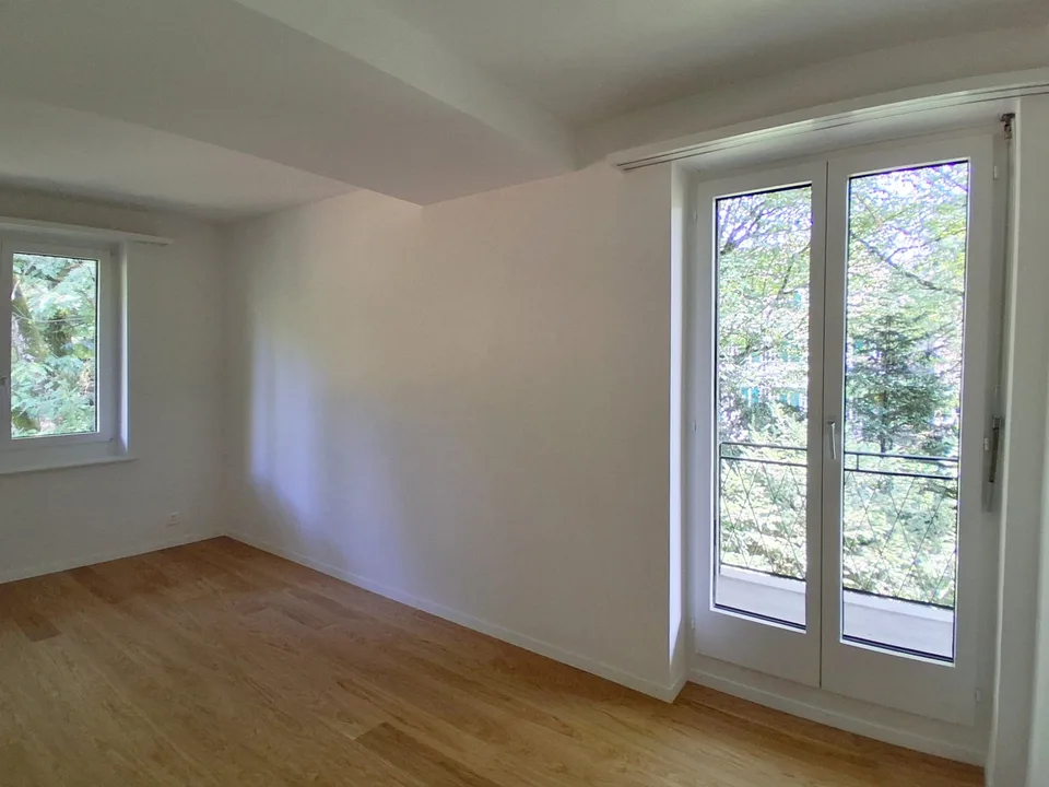 5.5-Zimmer in herrschaftlichem Haus mit grossem Balkon