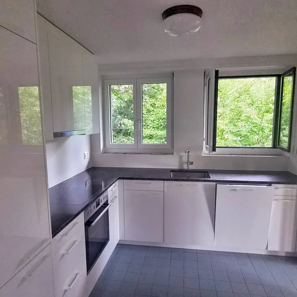 5.5-Zimmer in herrschaftlichem Haus mit grossem Balkon