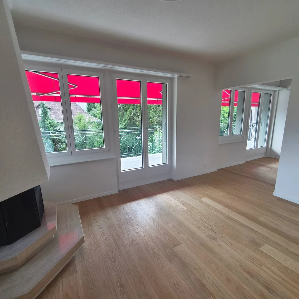 5.5-Zimmer in herrschaftlichem Haus mit grossem Balkon