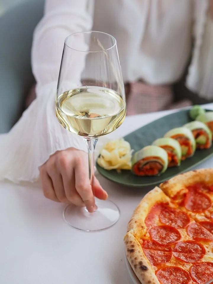 "Spezielles KULINARISCHES Restaurant"  AN TOPLAGE  (ZÜRICH-Oerlikon)