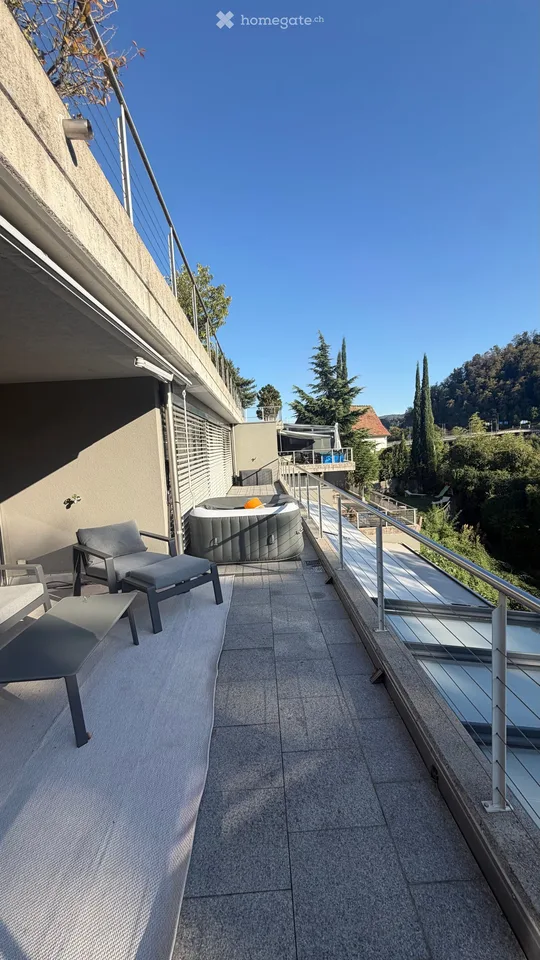 Helle 4.5-Zimmer-Terrassenwohnung mit Panoramablick bei Baden AG