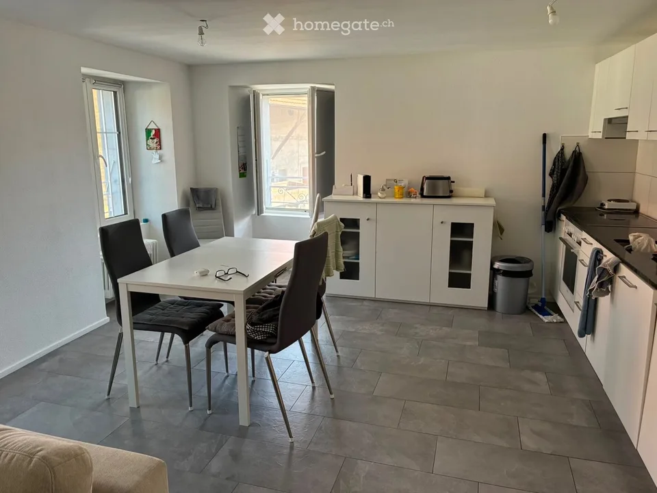 Joli appartement 2.5
