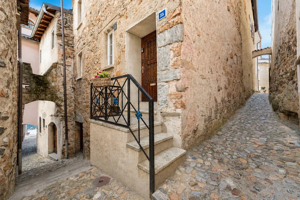 Ticino House in the Historic Village Center of Morcote