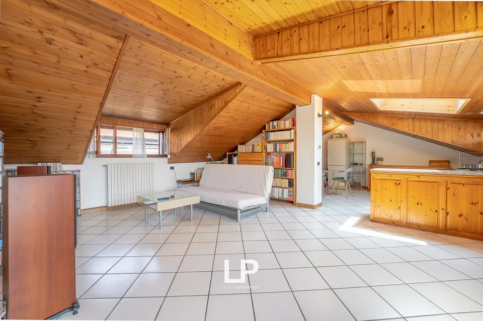 Attic apartment with terrace in Arona