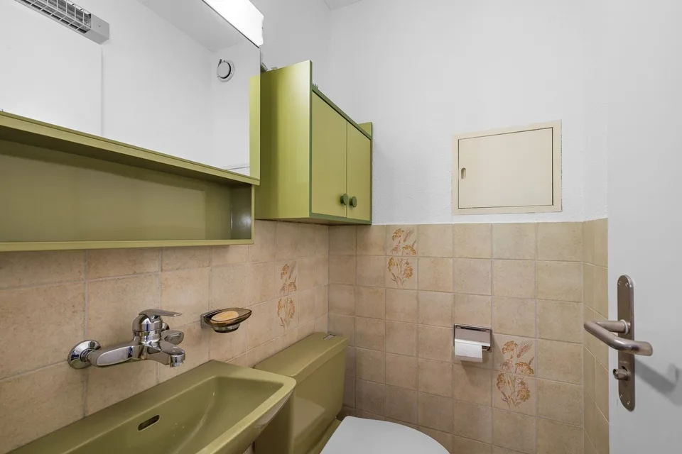Ruhig gelegene 4.5-Zimmerwohnung mit 3 Nebenräumen und Sanierungspotenzial